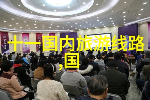 在探索上海人民廣場周邊美食時我該如何避免過度油膩或過量攝取糖分呢